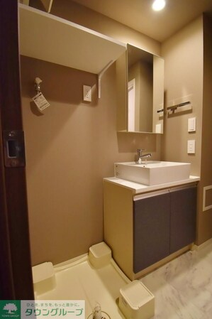 ウェルスクエアイズム下北沢WESTの物件内観写真